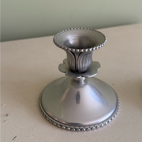 Vintage Aluminum Candlesticks/Farber Ware: Hammered Flower Design, Set of 2 - Picture 2 of 3